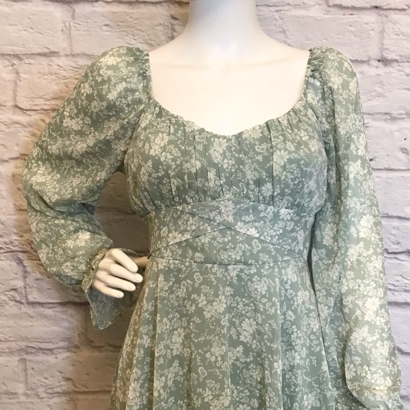 Babydoll Dress Lg Floral Long Sleeve Green Milkmaid Tiered Ruffle Crepe Mini - Picture 2 of 10